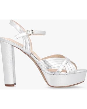Daniel Avery Silver Platform Heeled Sandals - Metallic