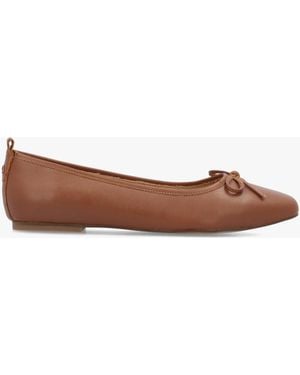 Kelsi Dagger Brooklyn Frankie Ballet Court Shoes - White