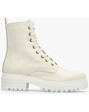 Daniel Bicky Off White Leather Lace Up Ankle Boots - Natural