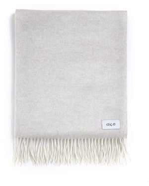 D 40 And Light Plaid With Fringes - White