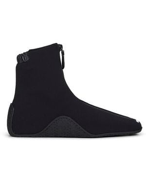 ALAIA ZIPPED ANKLE SNEAKERS スニーカー ALAIA(アライア) スニーカー(レディース) - 海外通販のBUYMA