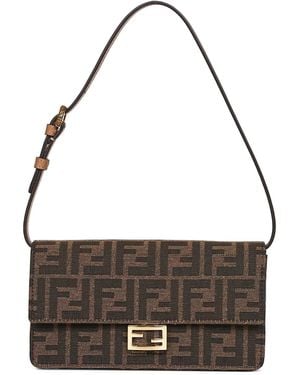 【関税＆送料込み】Fendi Nvo-Baguette Bag 今日特価】Fendi New Baguette Bag（フェンディ ニュー バゲット