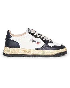 AUTRY CAPSULE Two-Tone "Medalist Low" Super Vintage Maison Mihara Sneakers - White