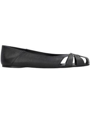 Ferragamo Leather Ballet Flats - Black