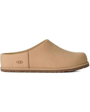 UGG Solid Otzo Sandal - White
