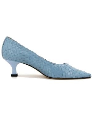LA ROSE Pointed Toe Pumps - Blue