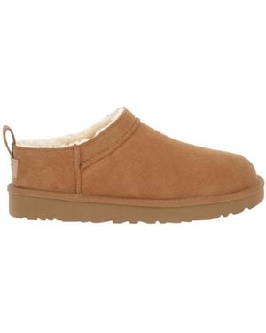 UGG Slip-On Slides - Brown