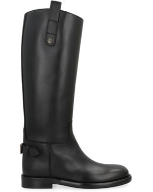 Burberry Solid Round Toe Boots - Black