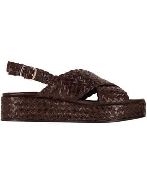 LA ROSE Dark Woven Sandals - Brown