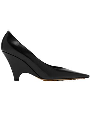 Bottega Veneta Scaletta Leather Court Shoes - Black