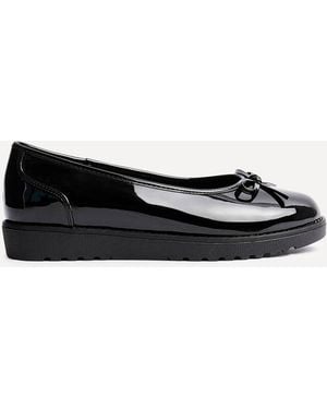 Linzi Wendi Wide Fit Patent Pump - Black