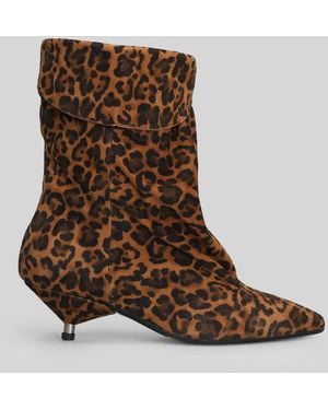 GISÉL MOIRÉ Miriam Low Heels Ankle Boots In Animalier Suede - Brown