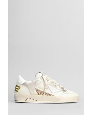 4b12 Kyle Sneakers In White Leather