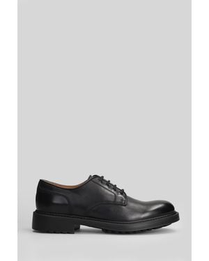 Doucal's Triunph Lace Up Shoes In Black Leather