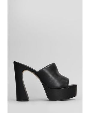Carrano Slipper-mule In Black Leather
