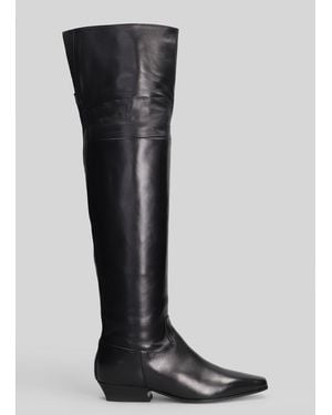Julie Dee Low Heels Boots In Black Leather
