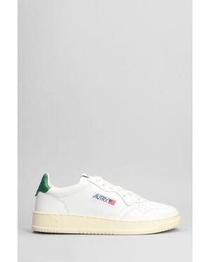 Autry Sneakers Medalist Low in Pelle Bianca - Bianco