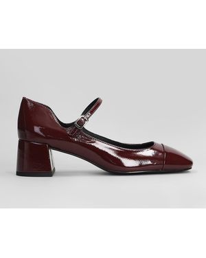 Bibi Lou Pumps In Bordeaux Patent Leather - Red