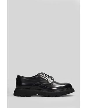 Doucal's Horse Lace Up Shoes In Black Leather
