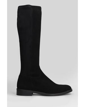 Julie Dee Low Heels Boots In Black Suede