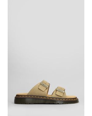 Dr. Martens Slipper-Mule Josef in Camoscio Beige - Neutro