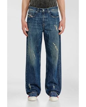 DIESEL Relaxed Jeans Low Waist 2001 D-Macro, Button Fly - Blue