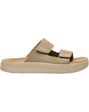 Veja Sandals Etna Taupe Suede - White