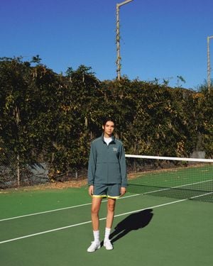Dockers Racquet Club Retro 5'5" Short, Relaxed Fit - Vert