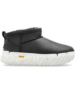 UGG Klassieke Ultra Mini Wrap Tech Boots - Zwart