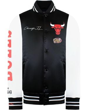 Mitchell & Ness Nba Chicago Bulls Satin Bomber Jacket - Black