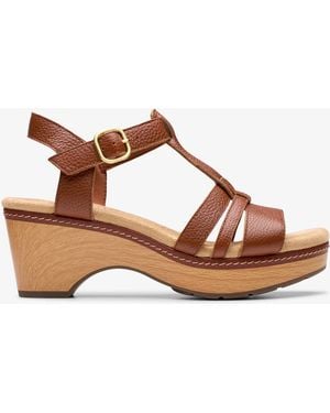 Clarks Seannah Madi Tan Sandals - Brown