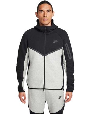 Nike Hoodie Met Ritssluiting En Chevronpatroon /Grijs) - Zwart