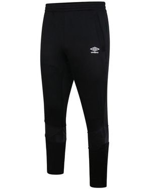 Umbro Maxium Tapered Trousers - Black