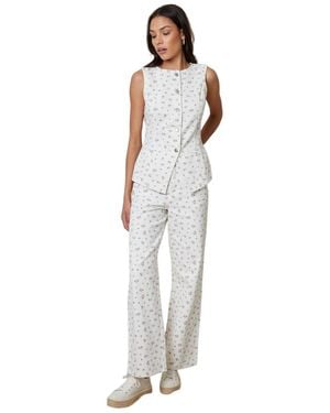 Threadbare Gebloemd Patroon Mouwloze Vest Top (Witte Afdrukken)