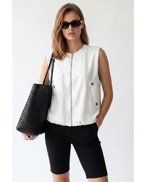 MixRay Woven Poplin Waistcoat With Zip Front - White