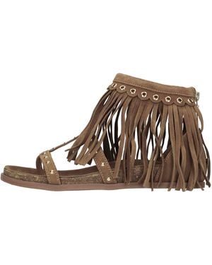 Emanuélle Vee Flat Shoes - Brown
