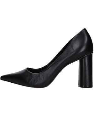 Carrano With Heel - Black