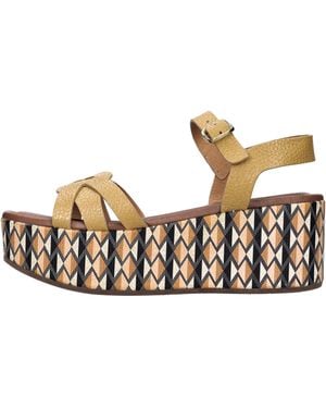 Chie Mihara With Heel - Metallic