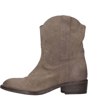 Moma Boots - Brown