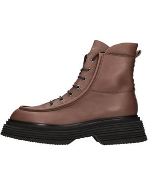 THE ANTIPODE Boots - Brown