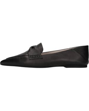N°21 Chaussures Basses Noir