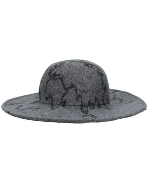 Alviero Martini Sombreros Grises