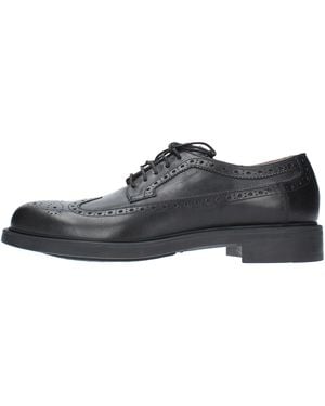 Triver Flight Chaussures Basses Noir