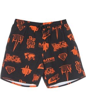 Iuter Bermudas Para Hombre Costume Horns Allover Boardshort Negro - Rojo