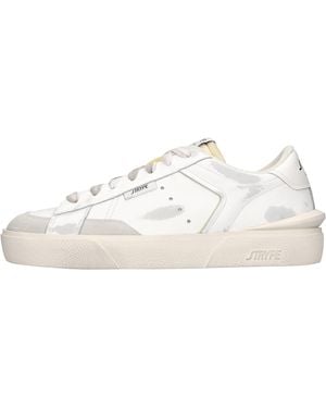 Strype Sneakers - White