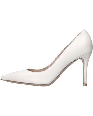 Gianvito Rossi With Heel Cream - Natural