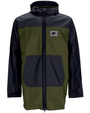Nike Rain Jackets - Green