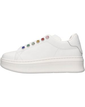 Gaelle Sneakers - White
