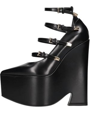 Versace Chaussures Avec Talon Noir
