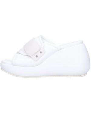 Casadei Zapatos Tacon Blanco
